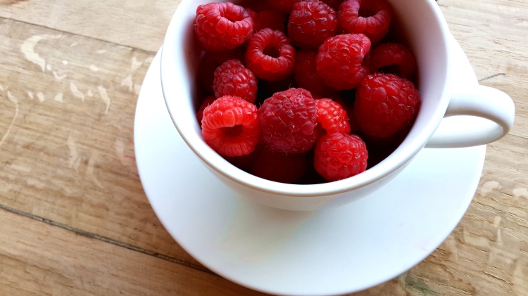 healthy-cup-fruits-raspberries.jpg
